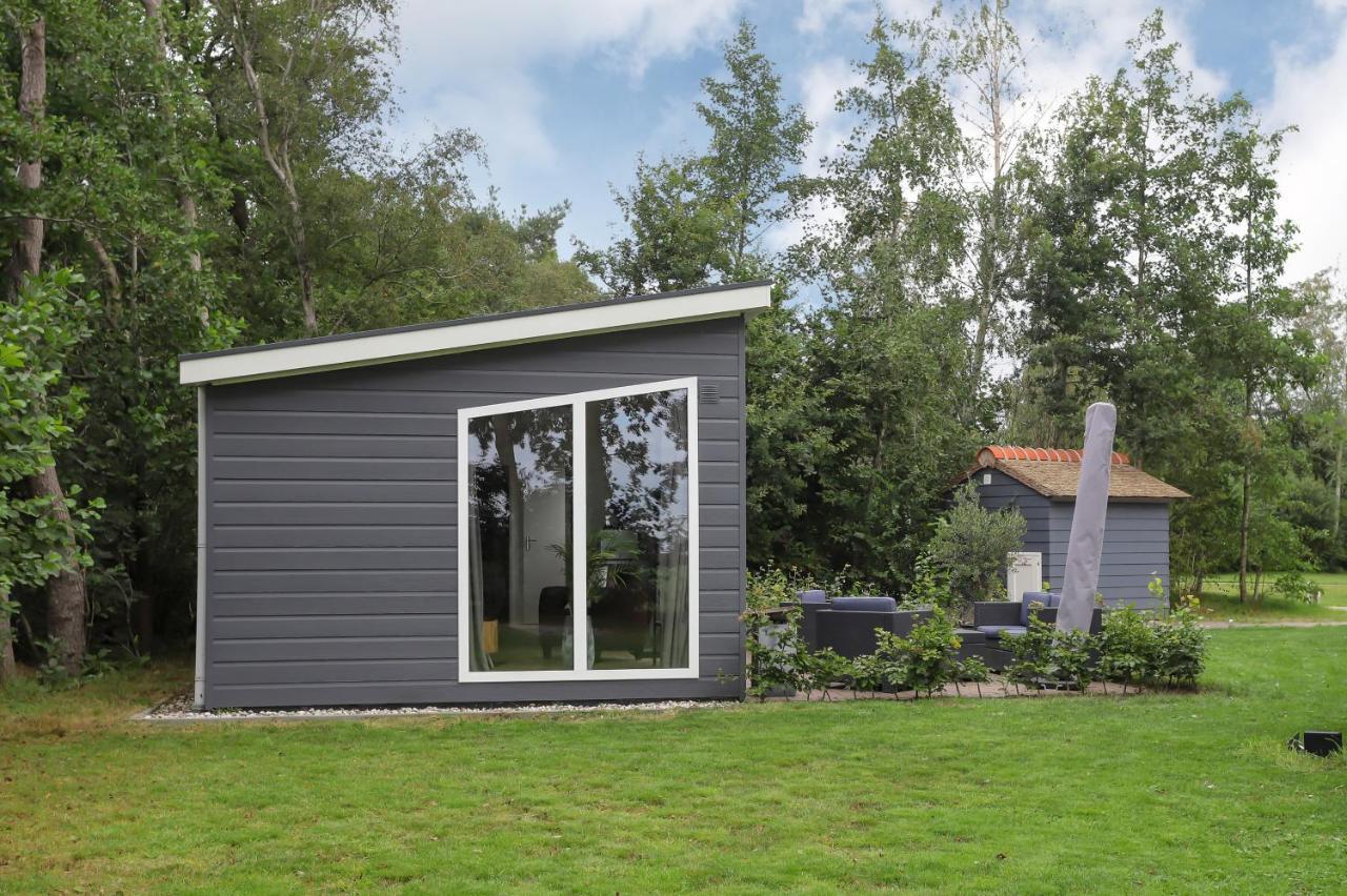 Landelijk chalet 87 Oosterwolde  Buitenkant foto