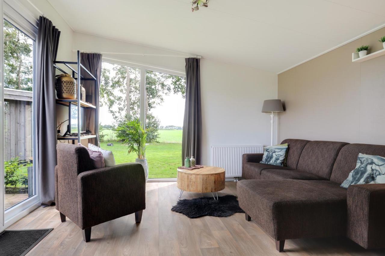 Landelijk chalet 87 Oosterwolde  Buitenkant foto