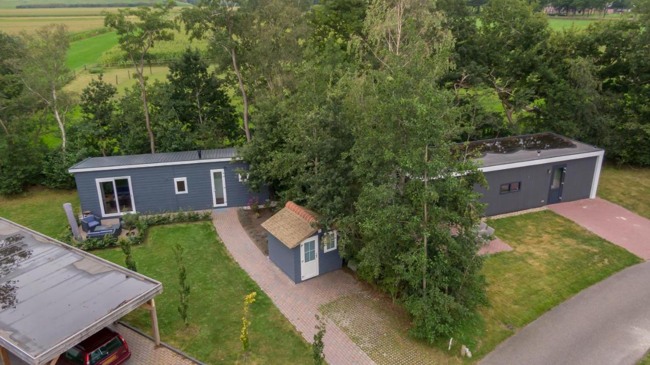 Landelijk chalet 87 Oosterwolde  Buitenkant foto